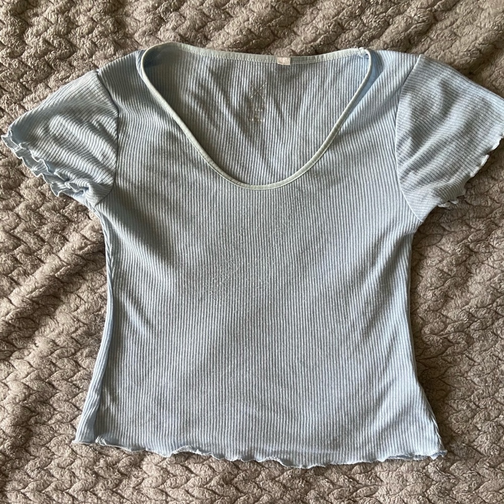 Baby blue short sleeve cropped shirt